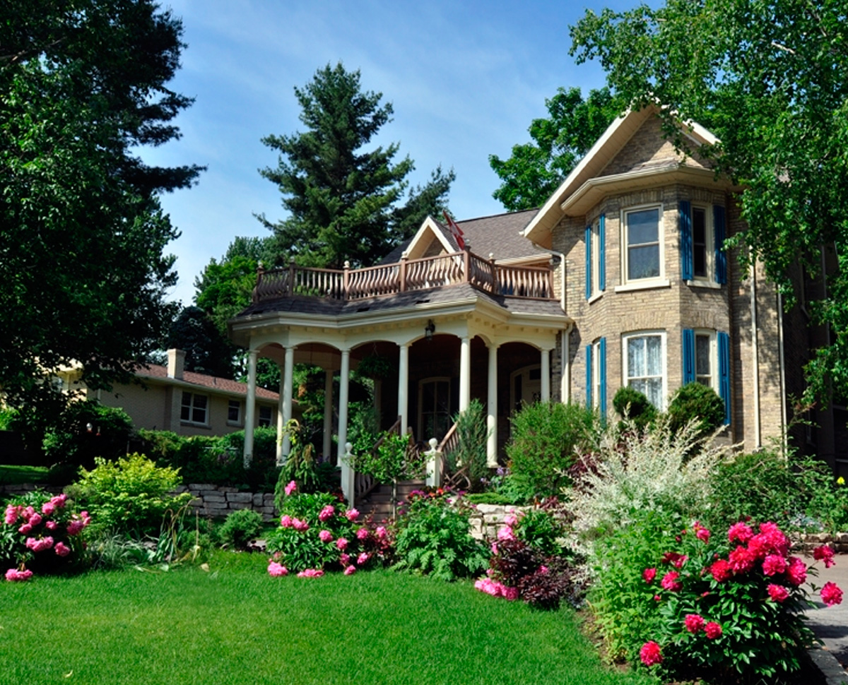 Find a Peaceful Retreat at Riverside