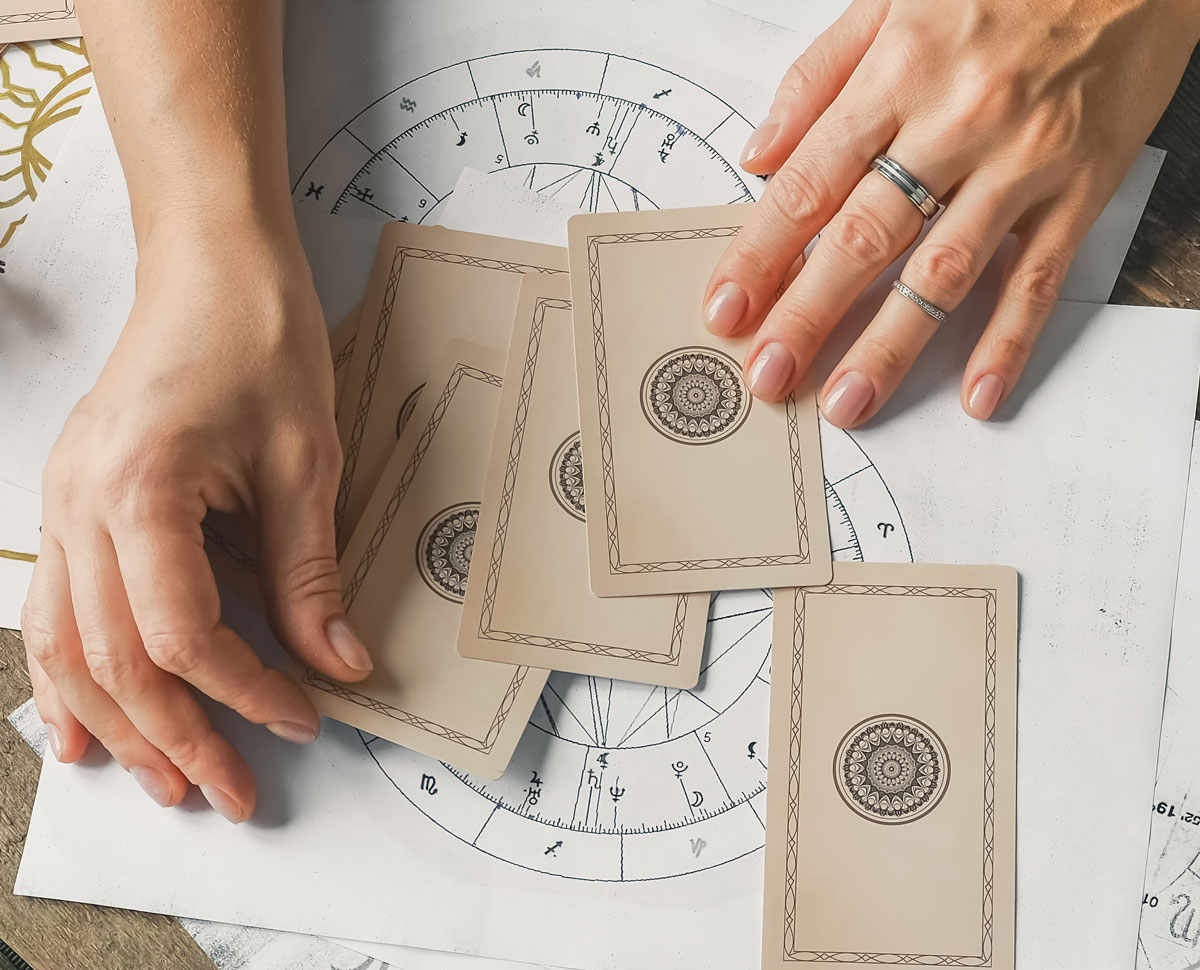 Intuitive Tarot Readings Uncovering Your Soul’s Mysteries